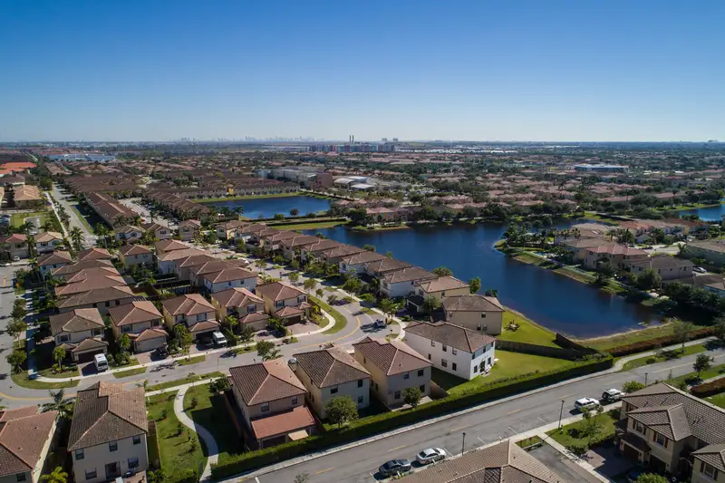 Aerial view of homes and lakes in Doral, Florida